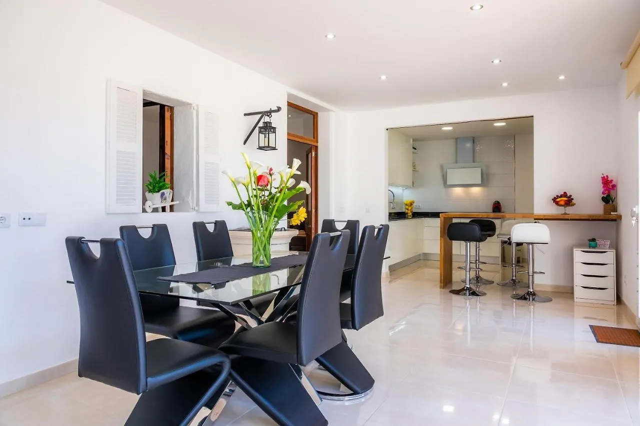 Cas Padri Pep Villa Ariany 0*,  Spain